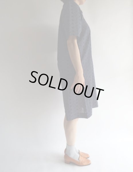 画像4: ★お仕立て品*未使用★紺地ドット柄にお花刺繍ワンピ (4)