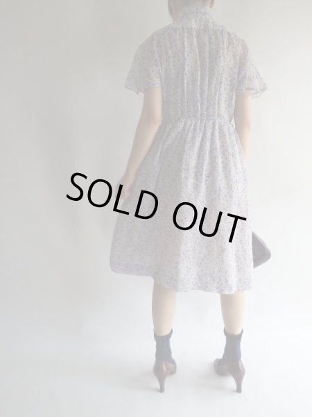 画像4: ★紫の小花柄可憐なワンピ (4)