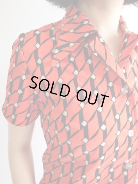 画像4: ★赤×黒モダン柄シャツ (4)