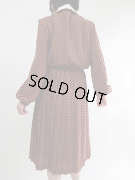 画像6: ★ミスオンワード*クラシカルデザインワンピ (6)