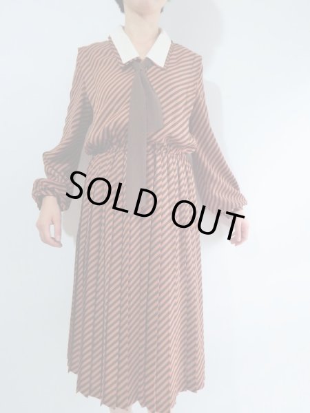 画像4: ★ミスオンワード*クラシカルデザインワンピ (4)