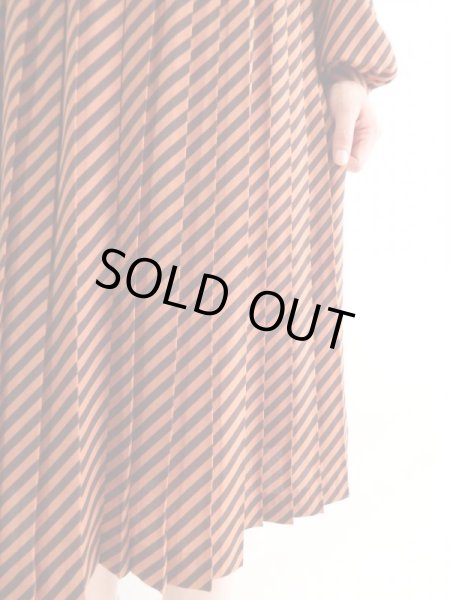 画像11: ★ミスオンワード*クラシカルデザインワンピ (11)