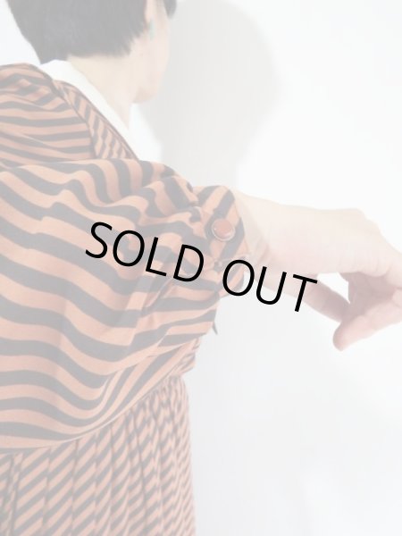 画像13: ★ミスオンワード*クラシカルデザインワンピ (13)