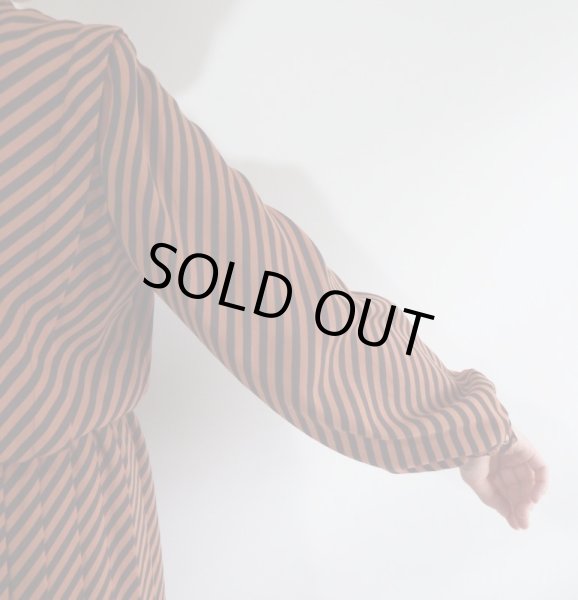 画像8: ★ミスオンワード*クラシカルデザインワンピ (8)