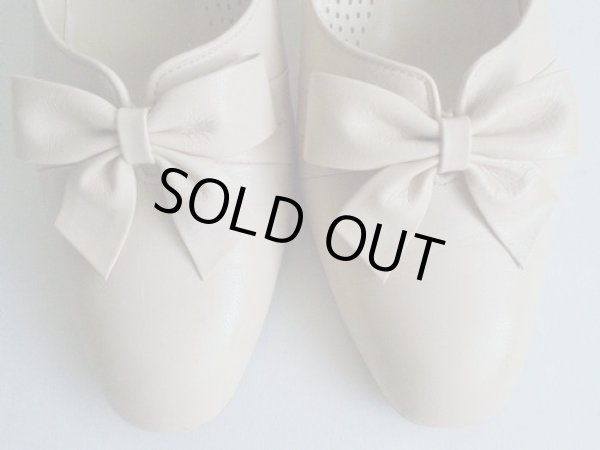 画像5: LIZ リボン白パンプス (5)
