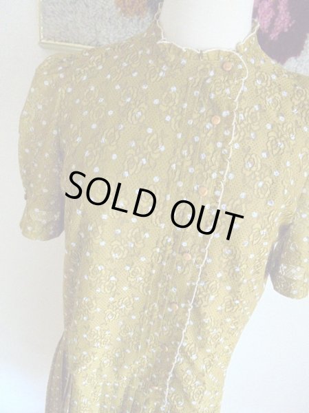 画像2: お花のレース生地*山吹色の水玉ワンピ (2)
