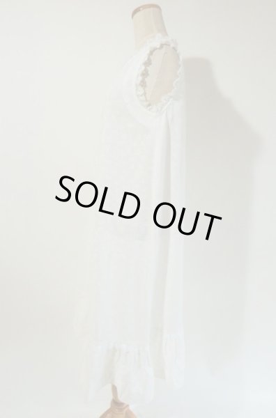 画像4: お花柄のレースフリルワンピ (4)