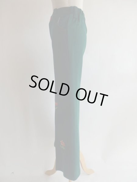 画像4: グリーン色お花刺繍入りレトロパンツ (4)