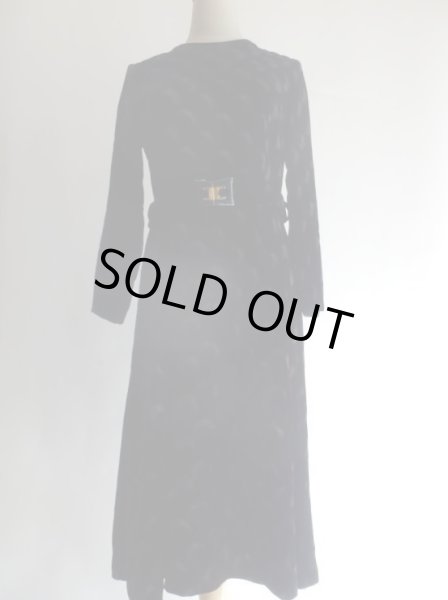 画像5: ブラックドレスに魅せられて (5)