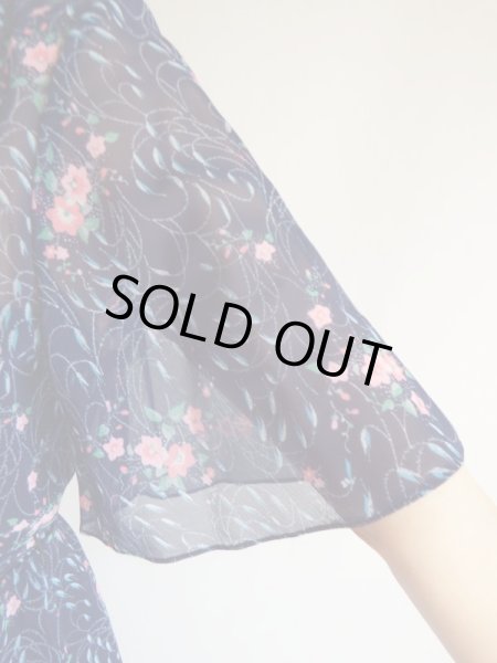 画像10: 未使用*フレアースリーブの濃紺花柄ワンピ【送料無料】 (10)