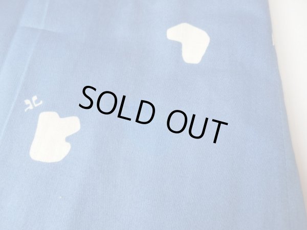 前身ウエスト真ん中辺りに薄汚れ数点あり