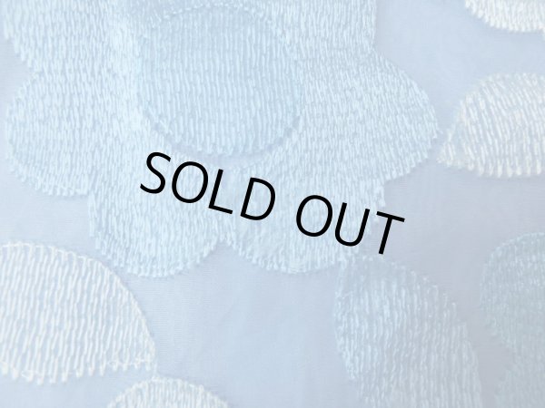 前身ウエスト上辺りに少し糸飛び出しあり