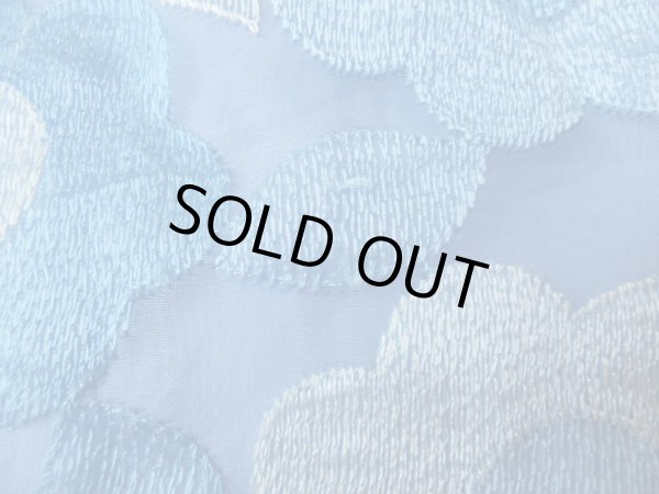 前身ウエスト下辺りに少し糸飛び出しあり