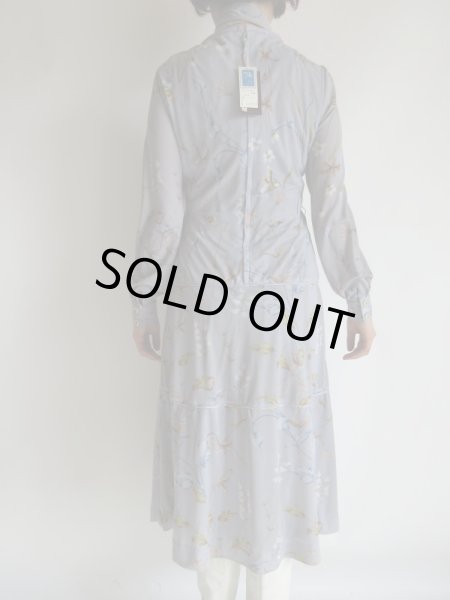 画像5: 未使用*ストール付きブルーグレー色草花模様ワンピ【送料無料】 (5)