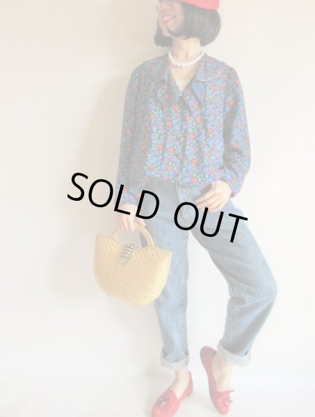 画像3: ビーズ刺繍入りのブルー系花柄ワンピ【送料無料】 (3)