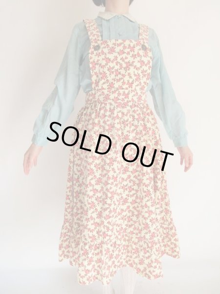 画像5: 夢見る花柄ベロア系エプロンワンピース (5)
