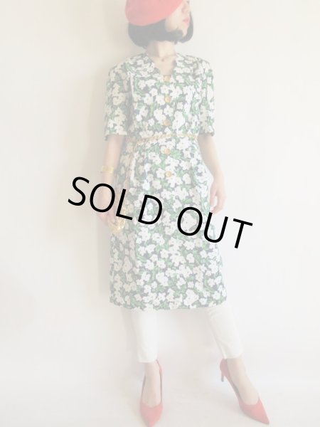 画像3: スカラップ襟の白花模様に夢中 (3)