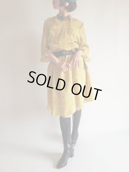 画像4: 未使用*大人イエローのフリル付きロング丈ワンピ【送料無料】 (4)