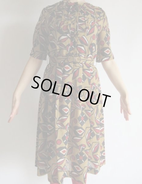 画像3: 未使用*切り絵風カラシ色ワンピース (3)