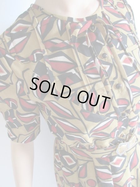 画像6: 未使用*切り絵風カラシ色ワンピース (6)