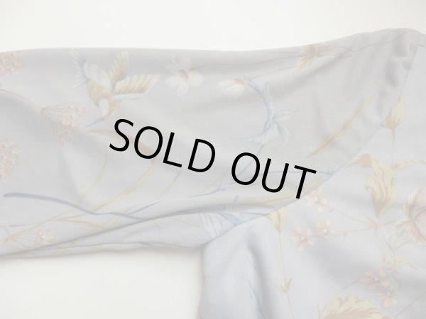 右袖に黒ずみ感あり