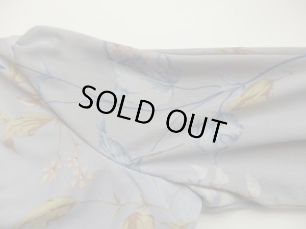 左袖に黒ずみ感あり