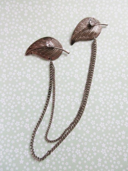 画像6: 未使用*キラリ葉っぱデザインのチェーンブローチ (6)