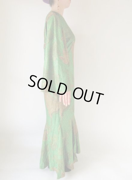 画像5: まるで着物を纏っているかのような (5)