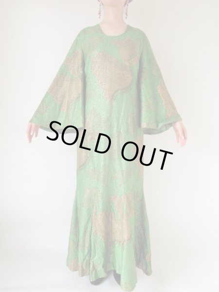 画像4: まるで着物を纏っているかのような (4)