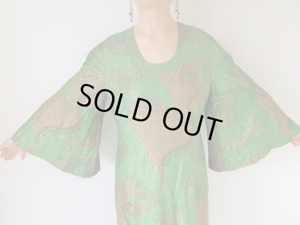 画像7: まるで着物を纏っているかのような (7)