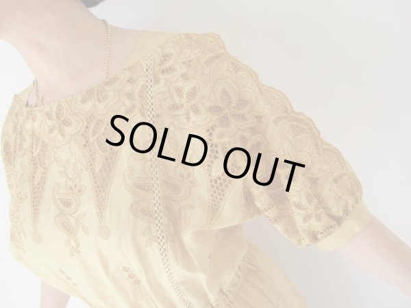 画像7: 存在感を放つ刺繍 (7)