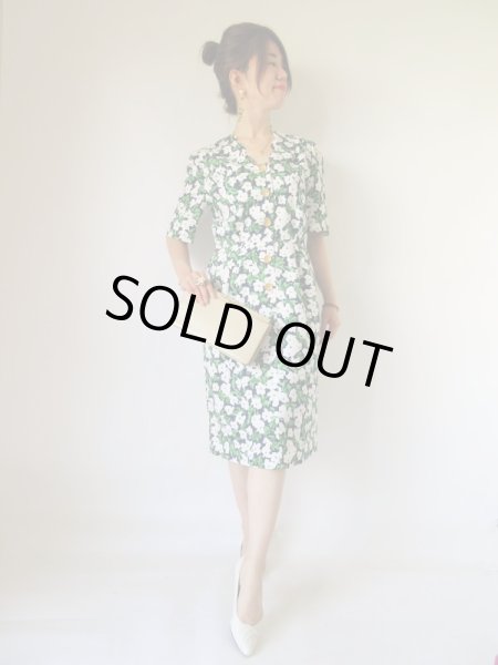 画像2: スカラップ襟の白花模様に夢中 (2)