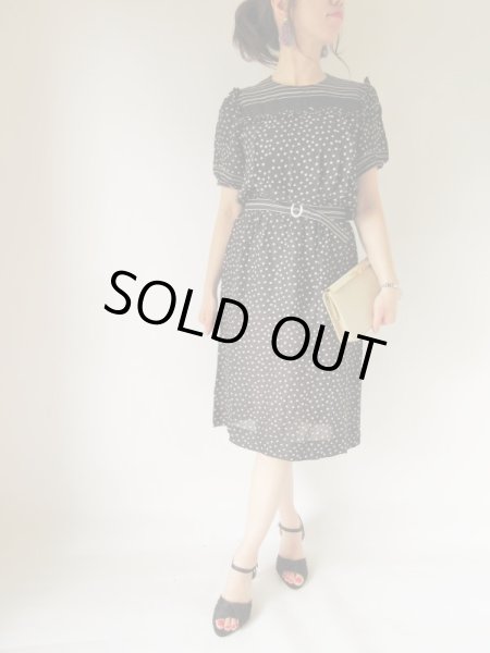 画像2: 赤いリップと一緒に (2)