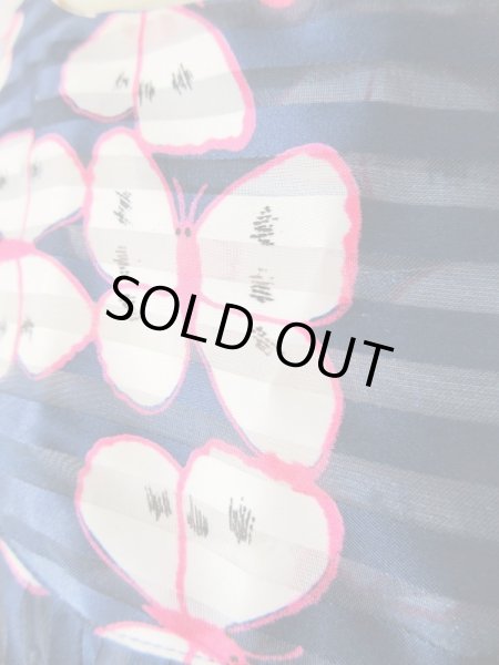 画像5: ネイビーに白蝶々柄ワンピ (5)