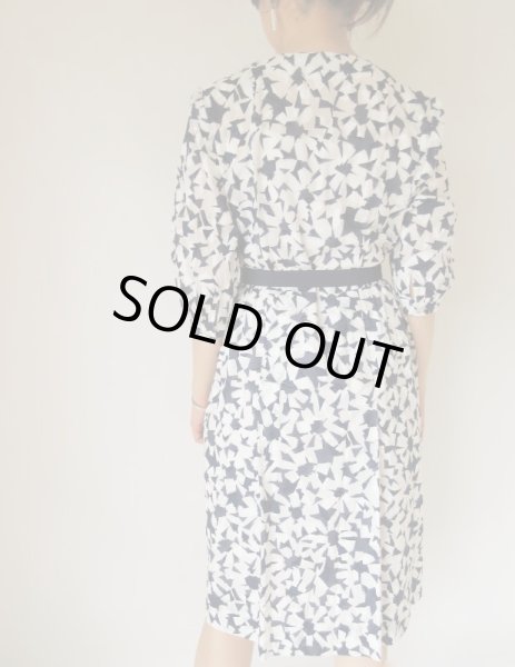 画像6: ネイビー×ホワイトで永遠のお嬢さまスタイル (6)