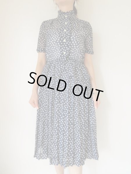 画像3: レディーなネイビーのワンピース (3)