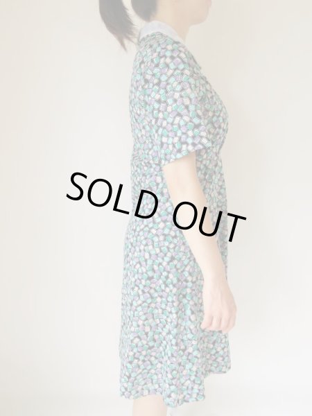 画像6: 爽やかチュールの切り替え襟ワンピース (6)