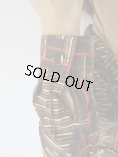 画像7: オレンジのラインがワンポイントに (7)