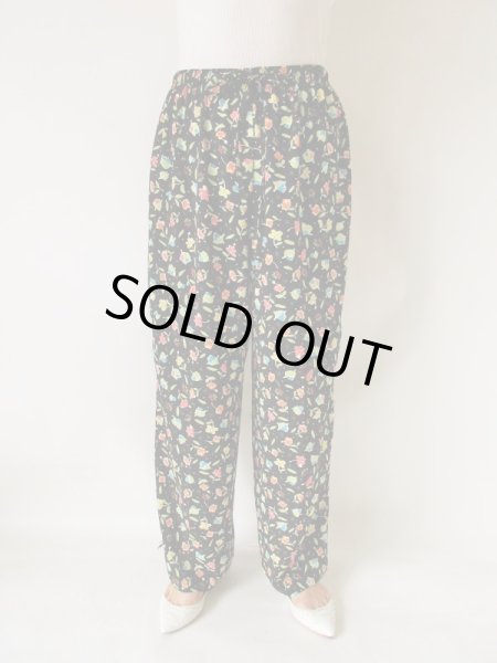 画像3: カラフル花柄のリラックスパンツ (3)