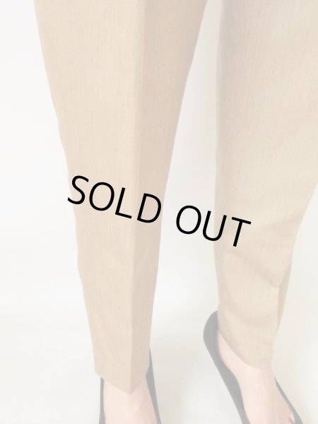 画像9: レディーのための万能テーパードパンツ (9)