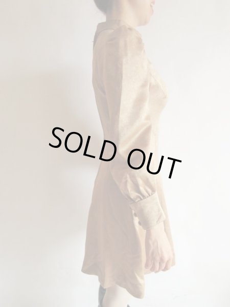 画像4: チャーミングなシルエットのワンピース (4)