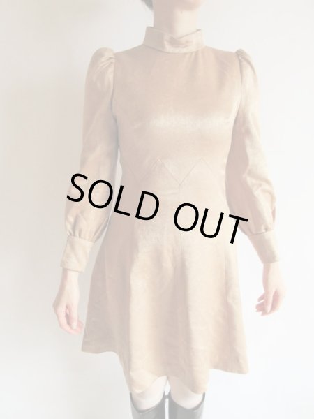 画像3: チャーミングなシルエットのワンピース (3)