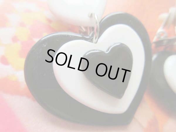 画像2: Dead stock*重ねハートイヤリングMonotone (2)