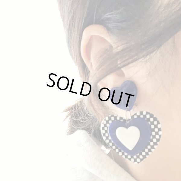 色違いバージョンですがサイズは同じです。