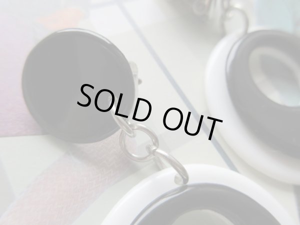 画像4: 【ラスト1点になりました*】Dead stock*モノトーンサークルイヤリング (4)