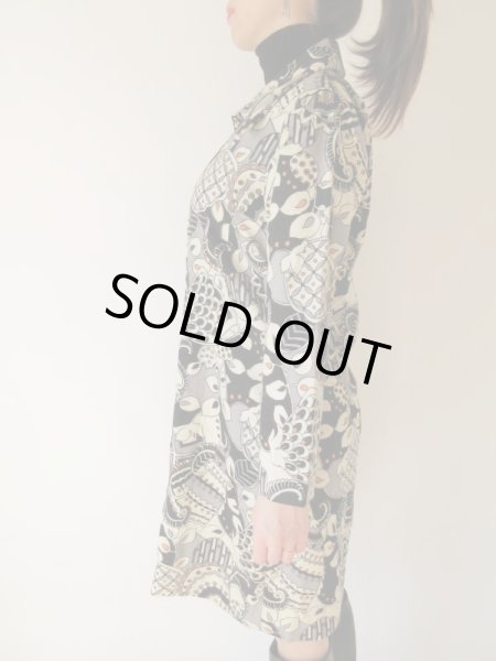 画像4: Dead stock*モノトーンサイケ柄のワンピース (4)