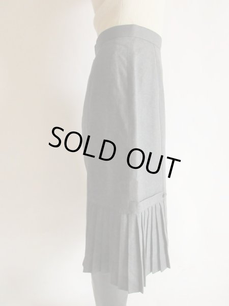 画像4: 裾プリーツのレディースカート (4)