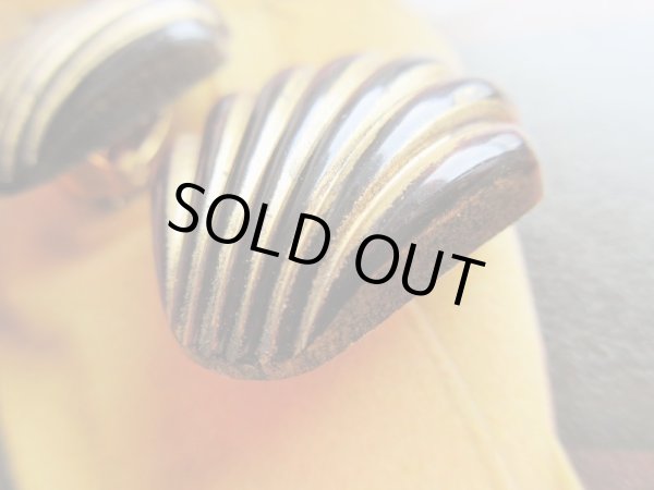 画像4: Dead stock*シェルのようなデザインのイヤリング (4)