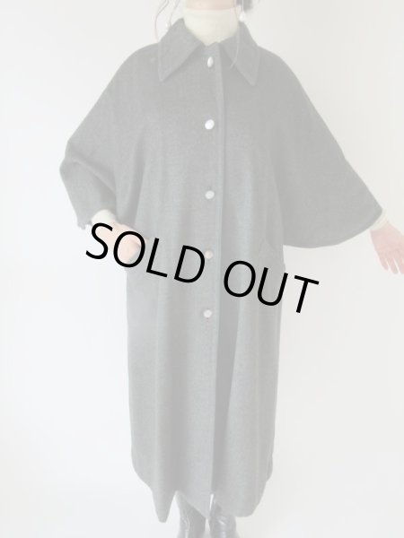 画像4: 1点モノ*ステッチの効いたオーバーサイズの大人顔コート (4)