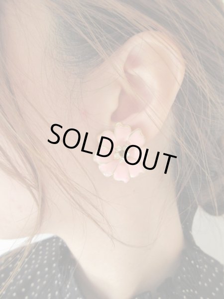 画像5: お花にラインストーンのイヤリング (5)